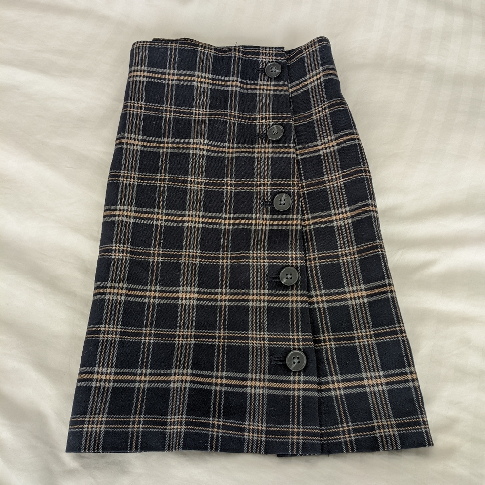 Sunday Best skirt - Picture 2 of 3